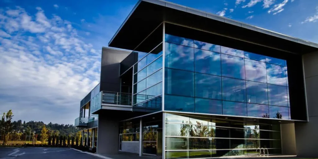 Why Maryland Businesses Are Turning to Commercial Window Tinting