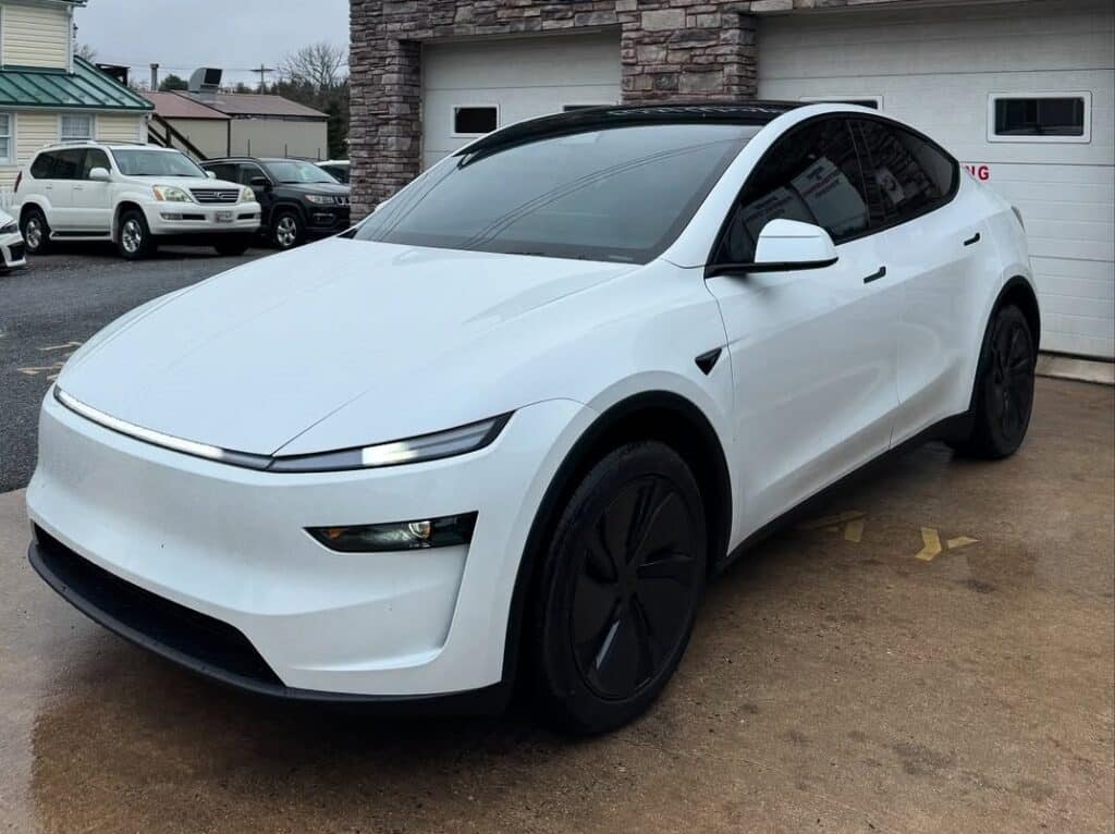 Brand new Tesla model Y received XR plus Window Tint. Its a Nana ceramic window film. This film is incredible. Feel free to ask us about it for a free quote. 1
