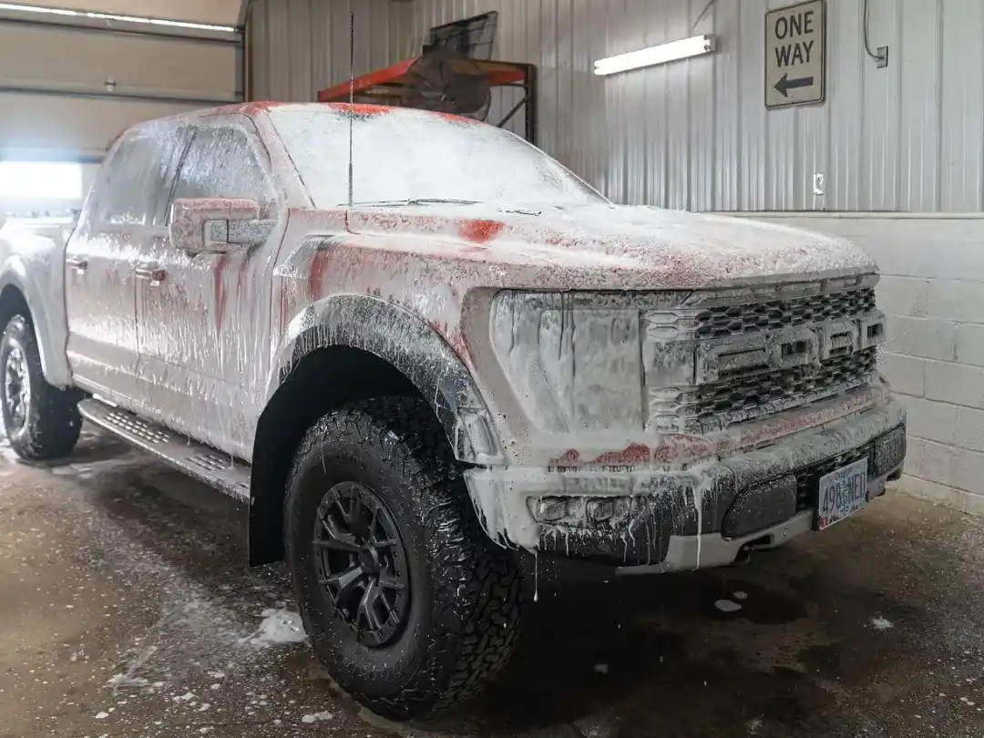 Complete Interior & Exterior Car Detailing Services​